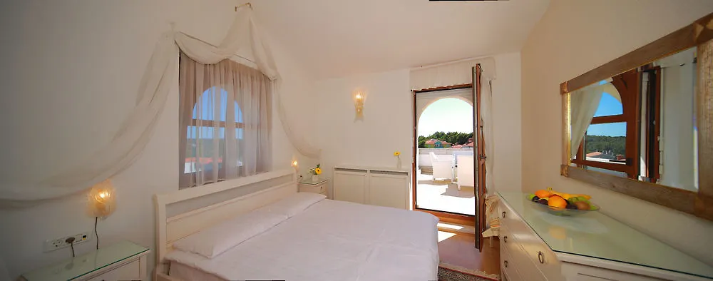 Luxury Boutique Hotel Villa Vulin Póla