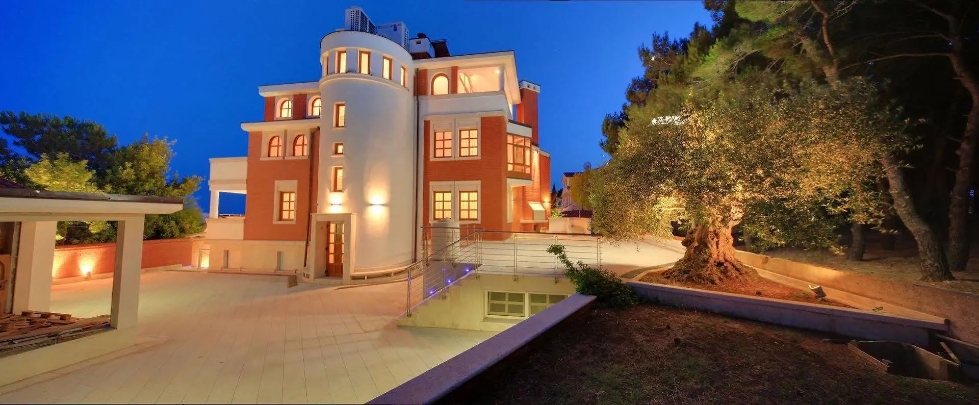 Luxury Boutique Hotel Villa Vulin Pula 5*,  Kroatien