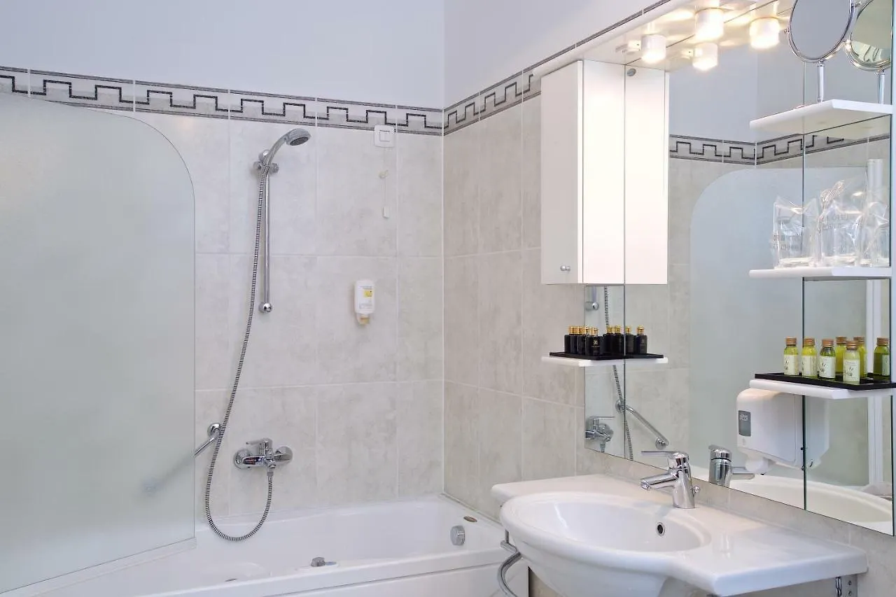 Luxury Boutique Hotel Villa Vulin プーラ 5*,
